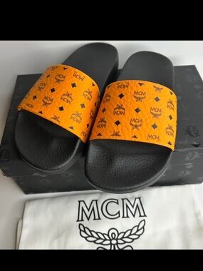 New In Box Womens Persimmon Orange Black Visetos Rubber Slides Sandals Sze 6.5